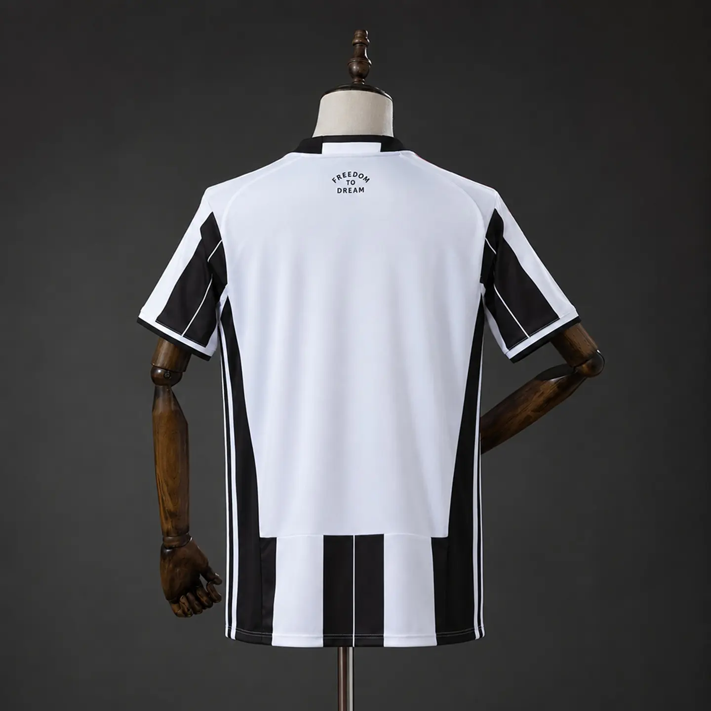 2016-17 Juventus Home Jersey 2