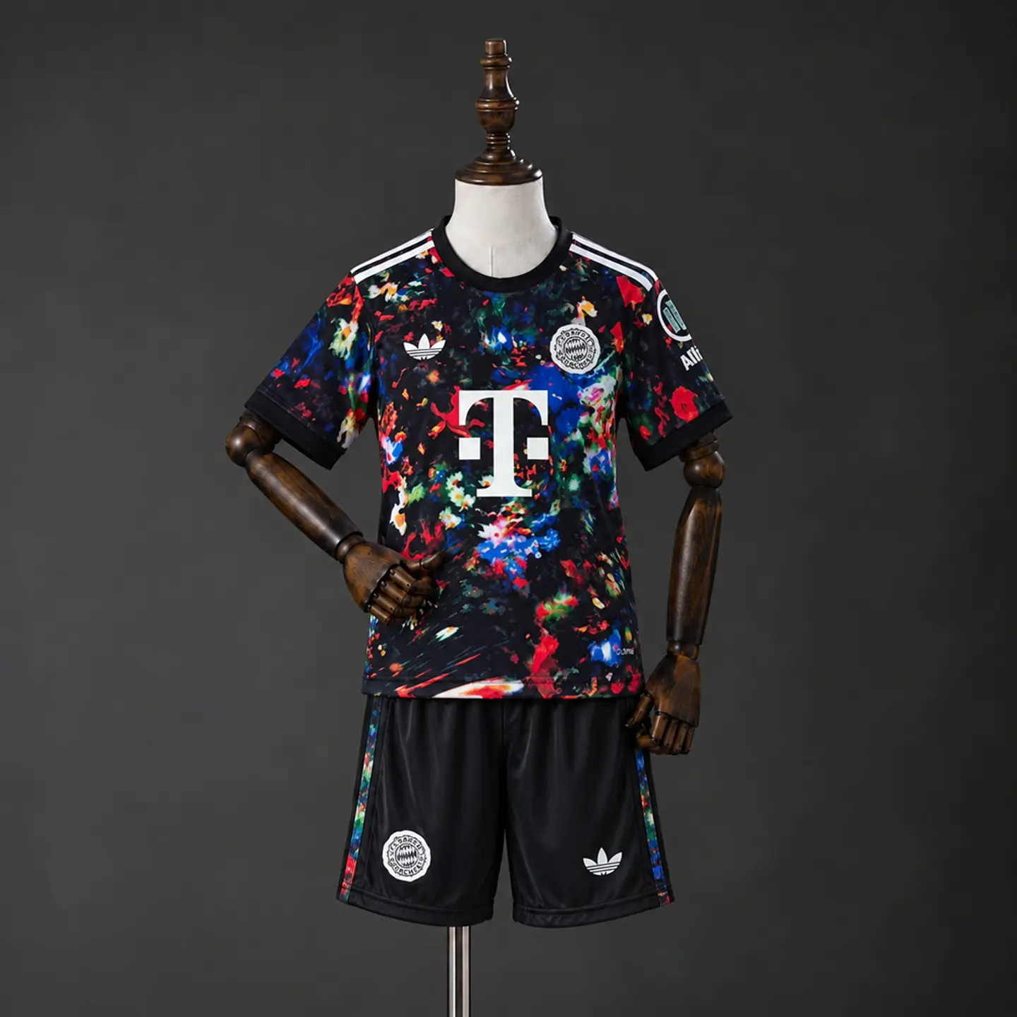 2026-27 Bayern Munich Oktoberfest Kids Kit 1