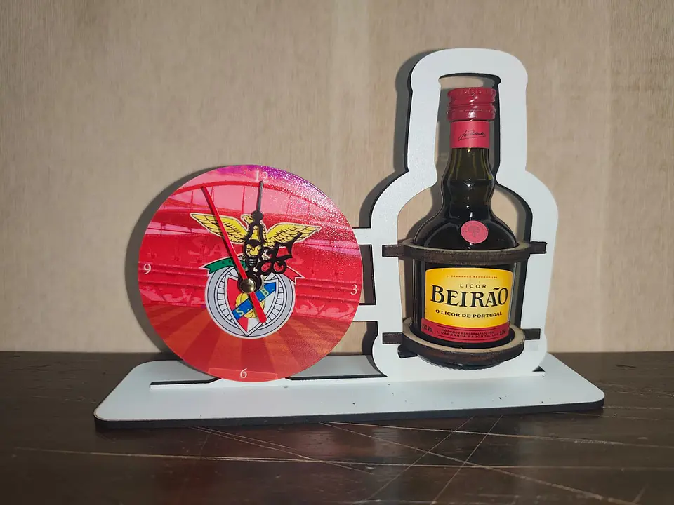 RELÓGIO CLUBES + LICOR BEIRÃO 3
