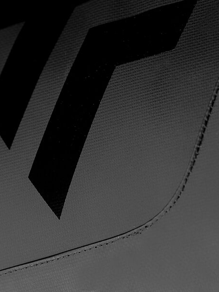 Tecnifibre TOUR ENDURANCE ULTRA BLACK 12R Bag 2