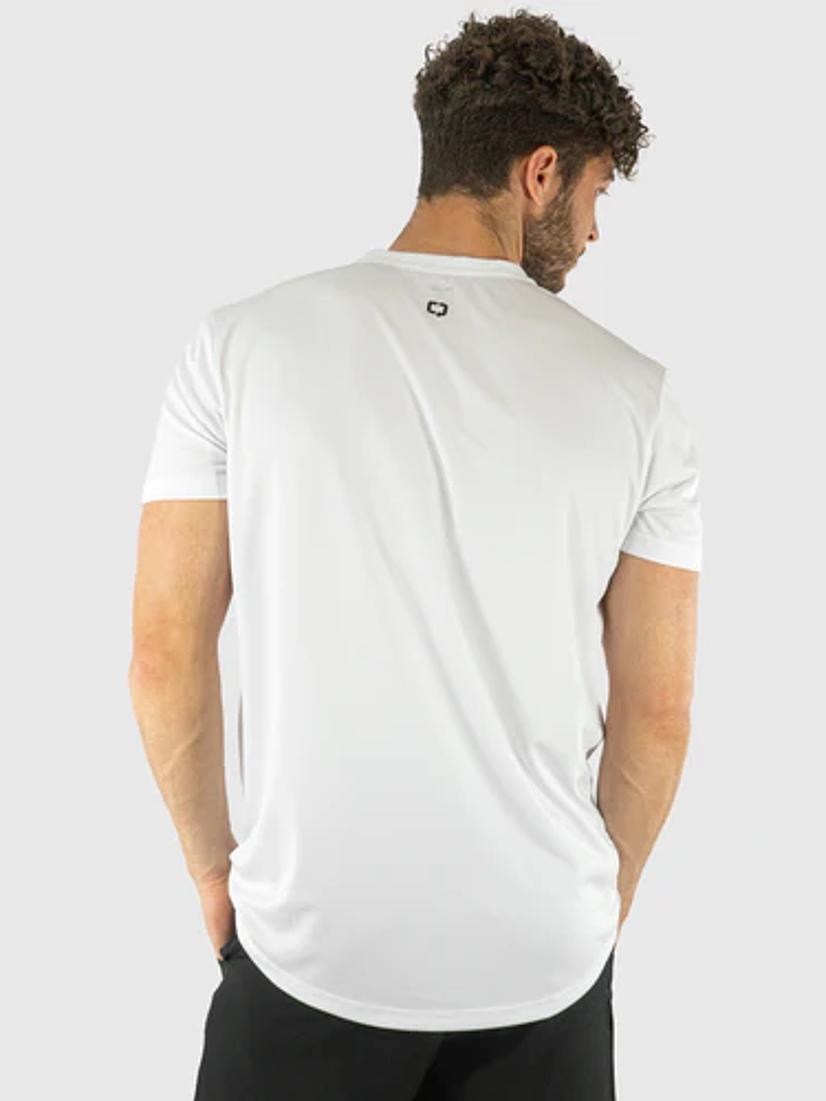 T-Shirt Essential da QUAD 8