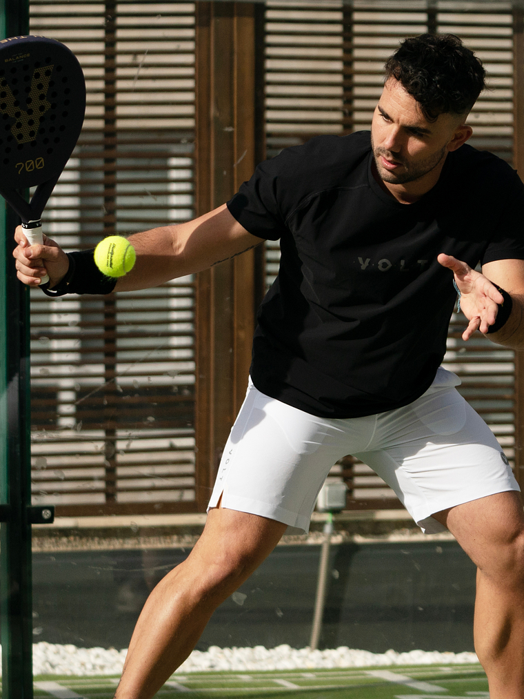 T-shirt Volt de desempenho preta v4 1