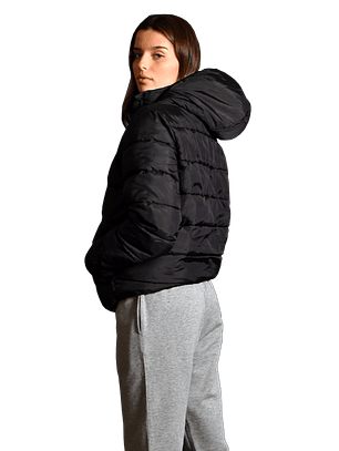 Casaco preto de penas da VOLT 