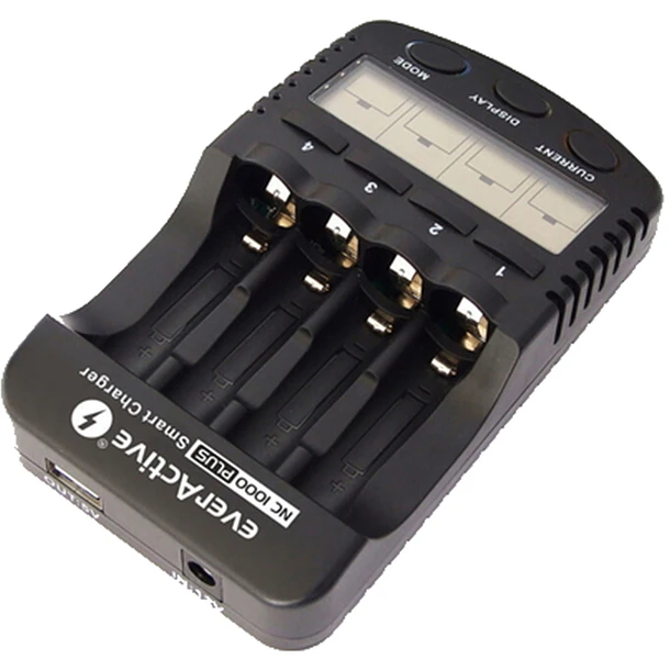 Carregador Profissional de Pilhas AA/AAA c/ LCD - everActive 3
