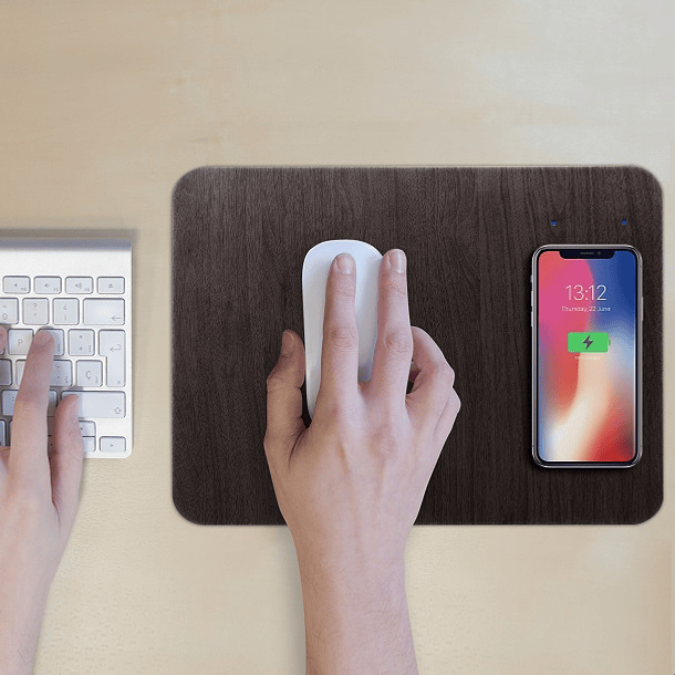 Tapete de Rato c/ Carregador de Indução Incorporado 2