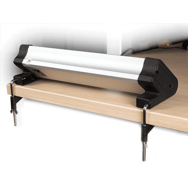 Extensão Tripla + 2x USB c/ Interruptor (1,4 mts) p/ Secretárias, Balcões, ... - PEREL 2