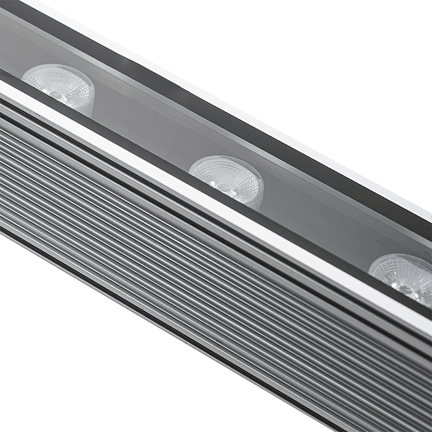 Barra Profissional LEDs 18x 1W (18W) 1600Lm RGB IP65 c/ Comando 2