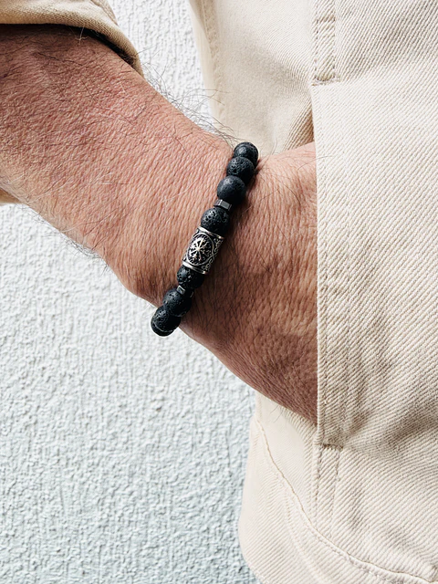Pulsera Vegvísir - Piedras Volcánicas