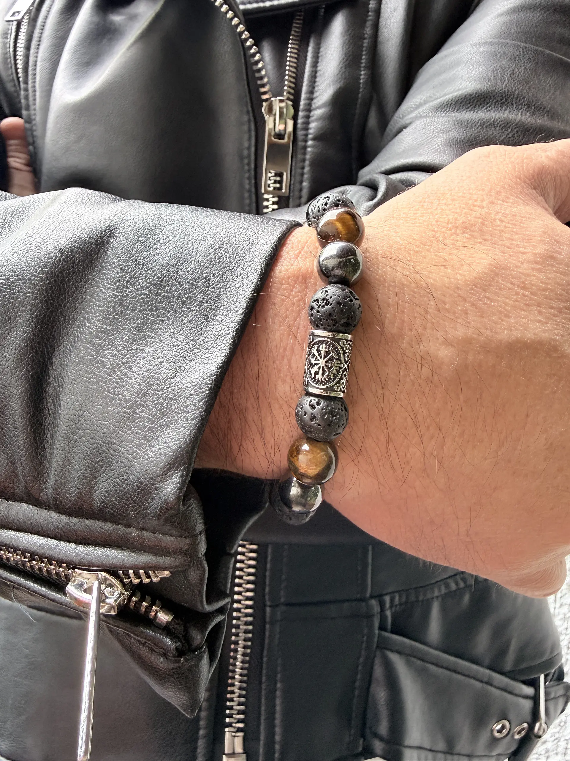 Pulsera Vegvísir - Stones 3