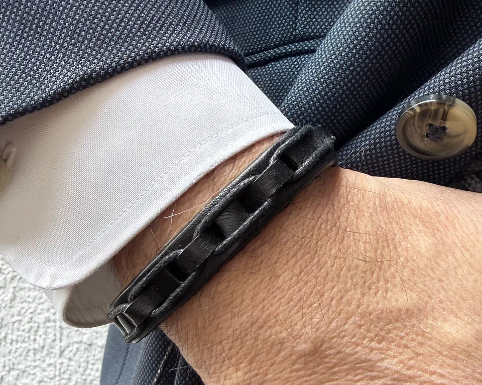 Pulsera Cuero Ivar - Black 2