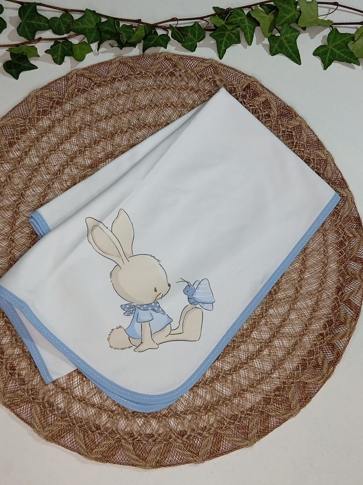 Fralda de Ombro com Coelho 3