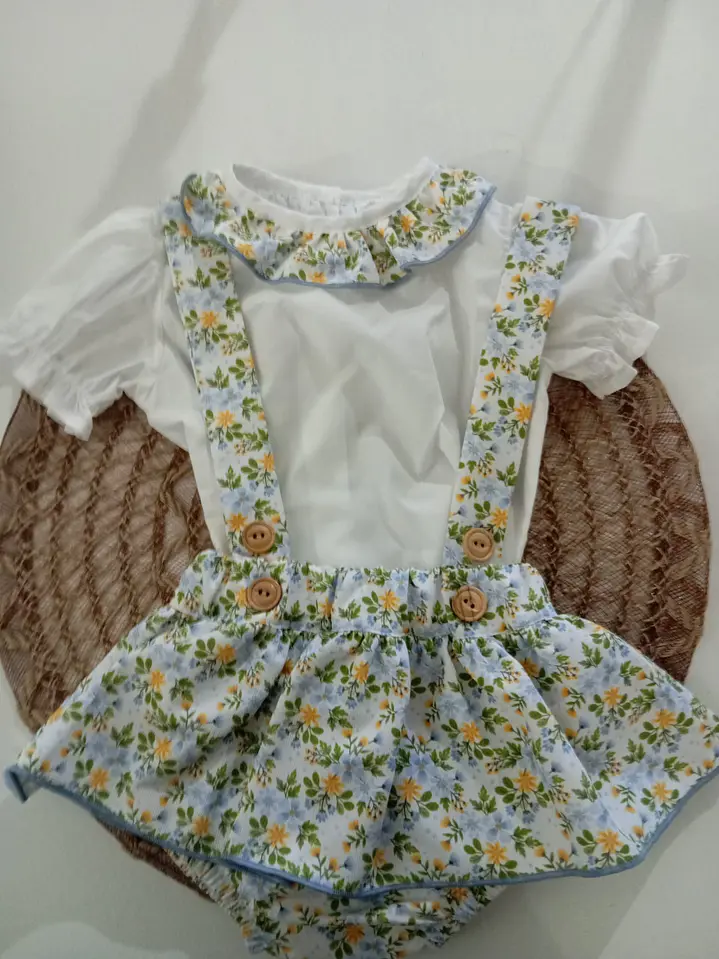 Fofo de menina com blusa 4