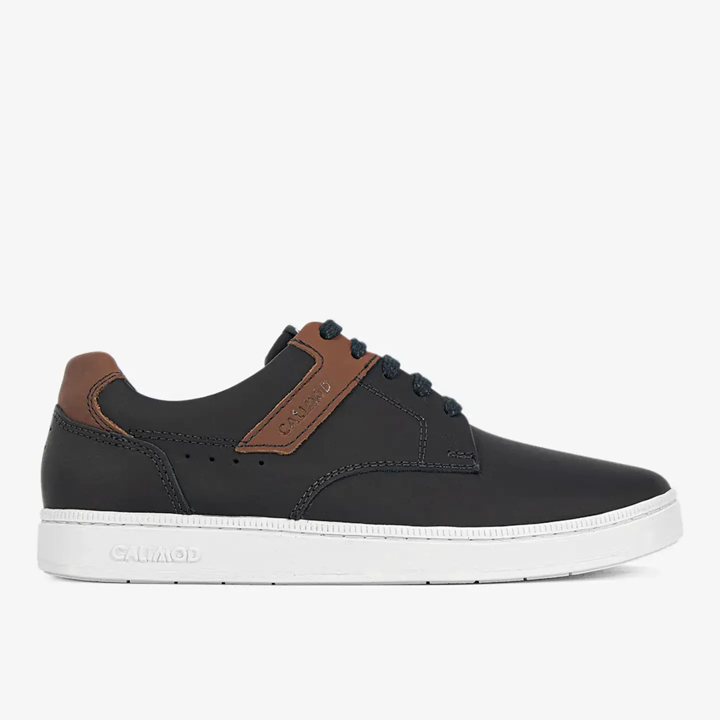 Zapatilla Urbana Negro 1UGA003 1