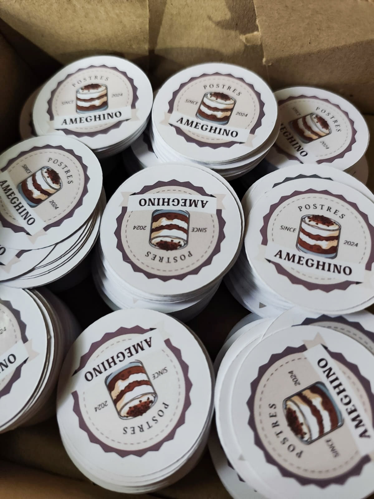 Stickers Etiquetas Autoadhesivas Personalizadas de 5x5 cm 2