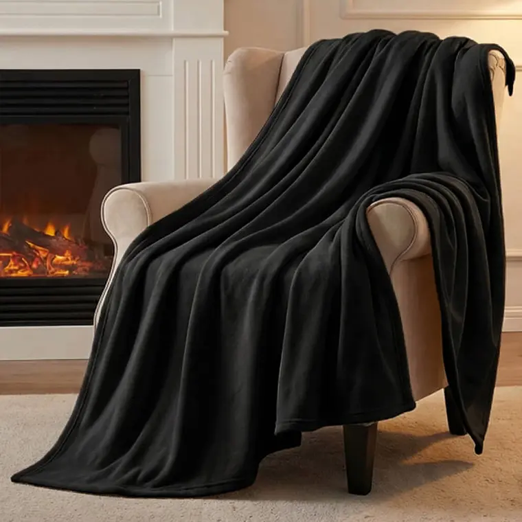 Cobija Flannel Térmica Antialérgica Negra 3