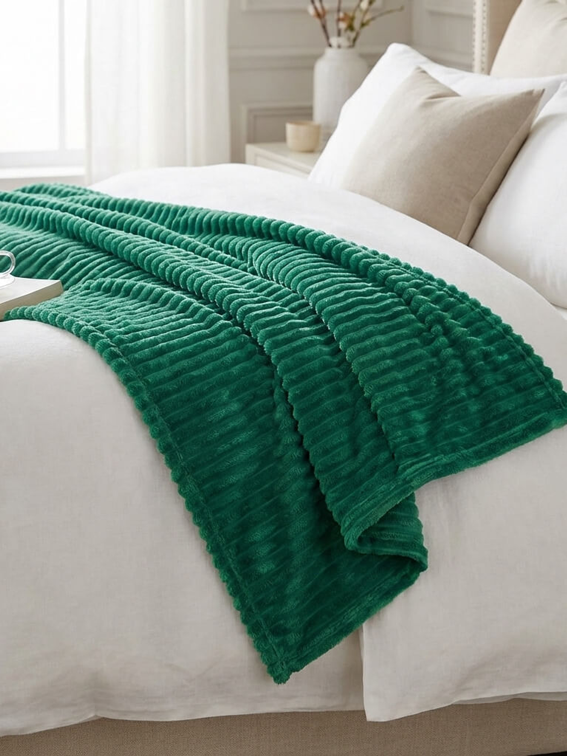 Cobija Relief Sólido Verde Esmeralda 1