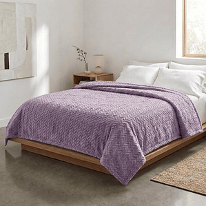 Cobija Relief Sólido Lila Fenore — Cobijas y Mantas Colombia