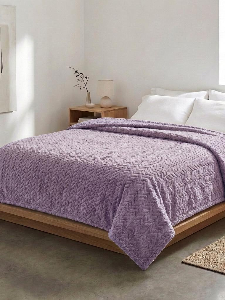 Cobija Relief Sólido Lila 1