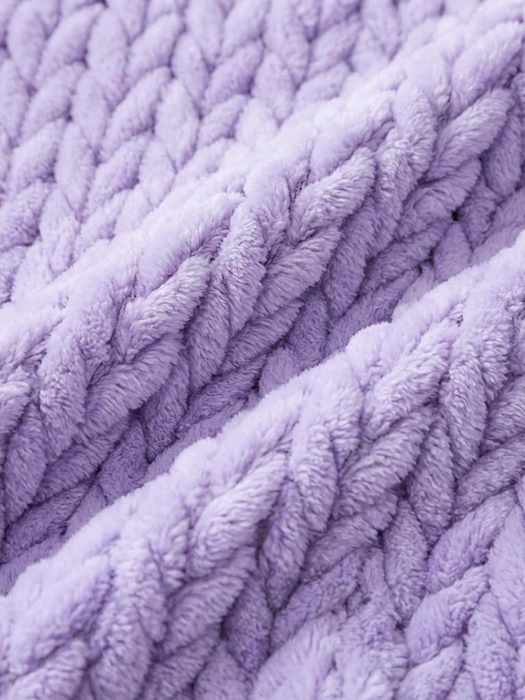 Cobija Relief Sólido Lila 4