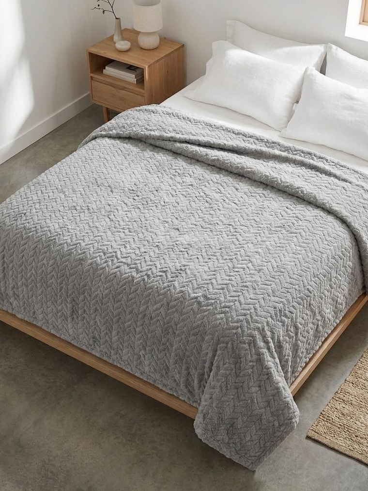 Cobija Relief Sólido Gris 2