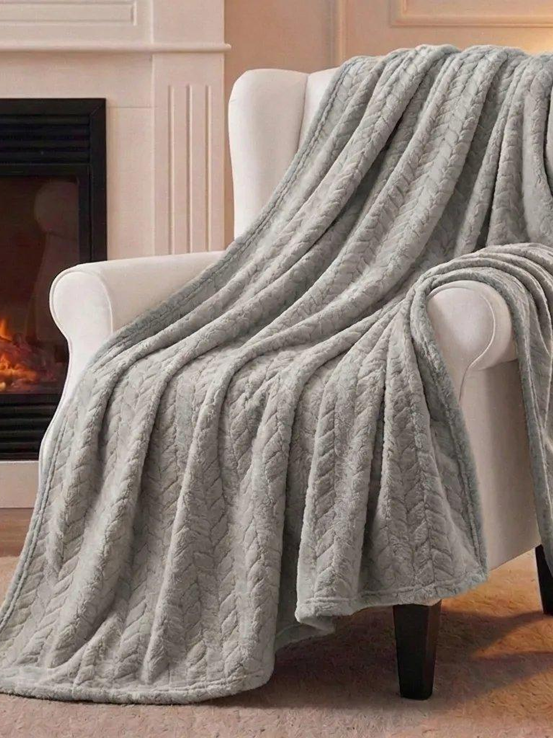 Cobija Relief Sólido Gris 3