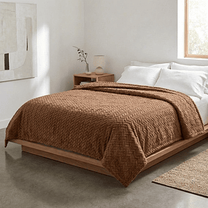 Cobija Relief Sólido Café Fenore — Cobijas y Mantas Colombia