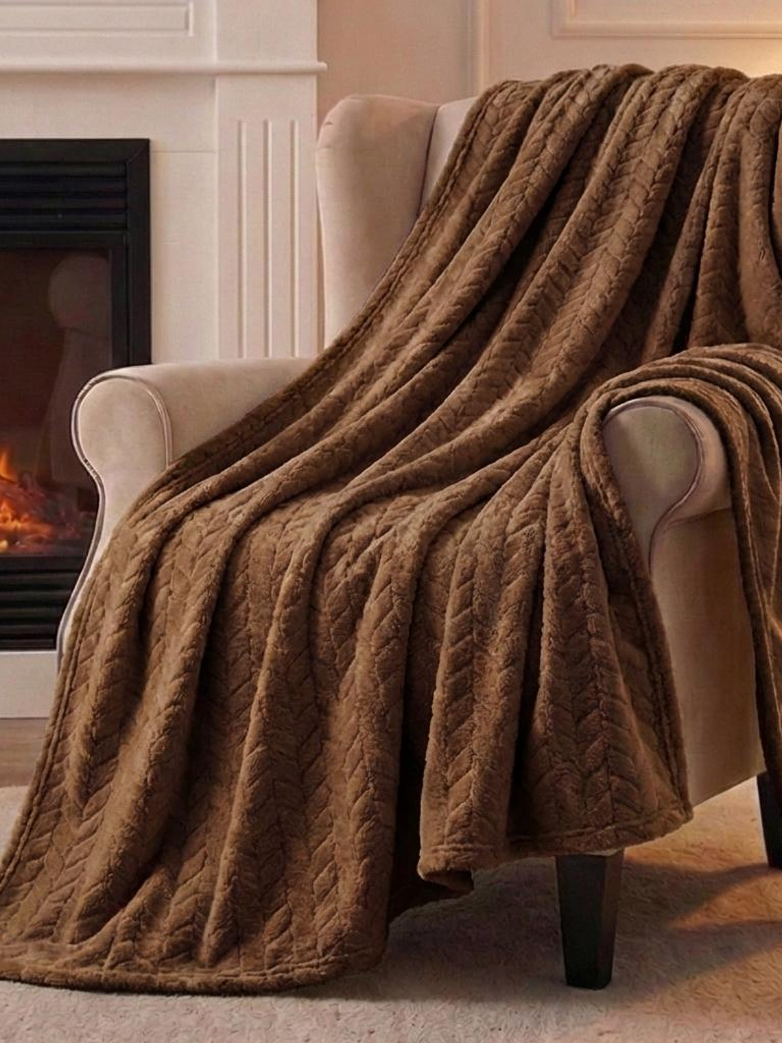 Cobija Relief Sólido Café 3