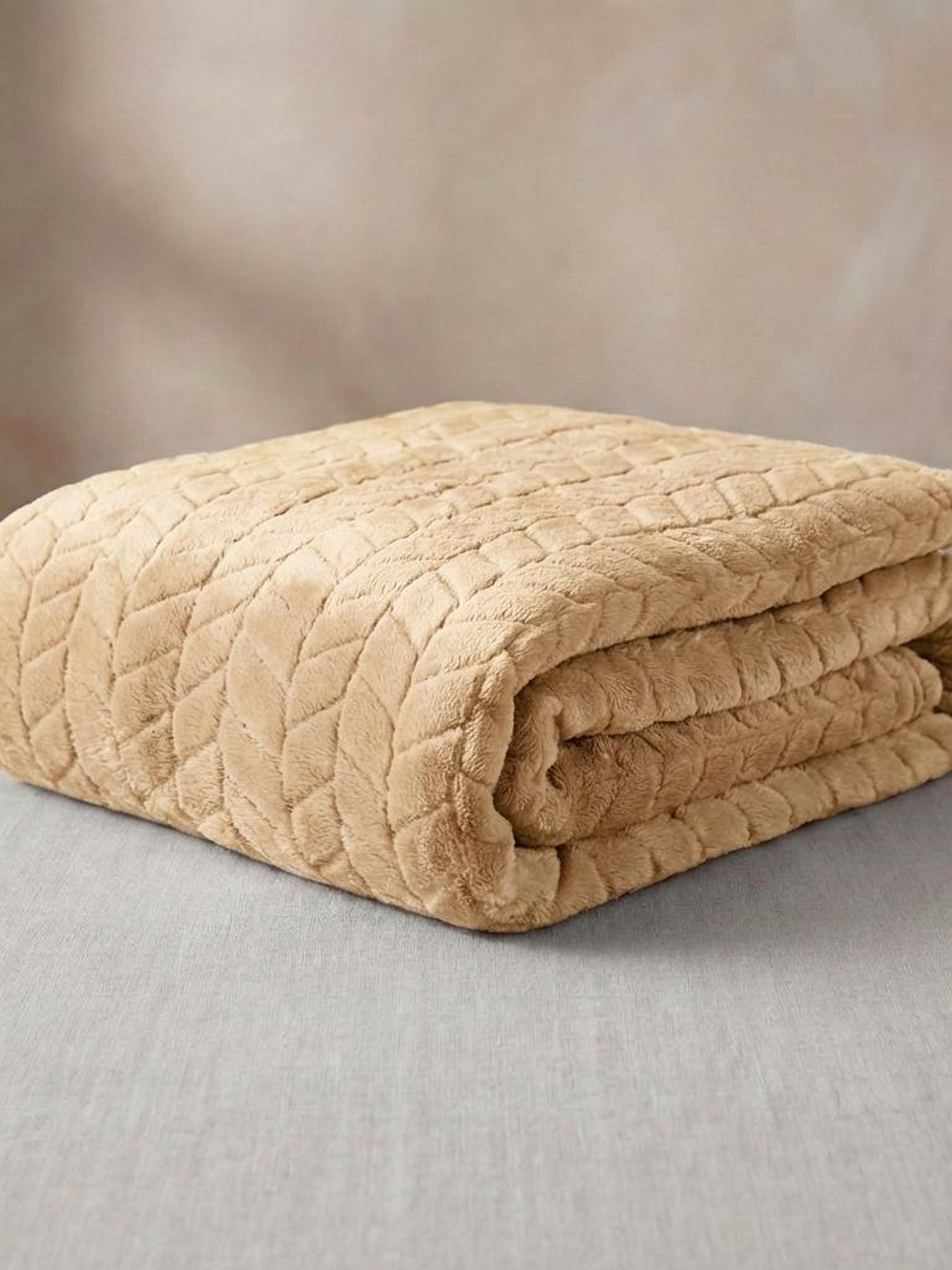 Cobija Relief Sólido Beige 4