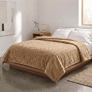 Cobija Relief Sólido Beige Fenore — Cobijas y Mantas Colombia