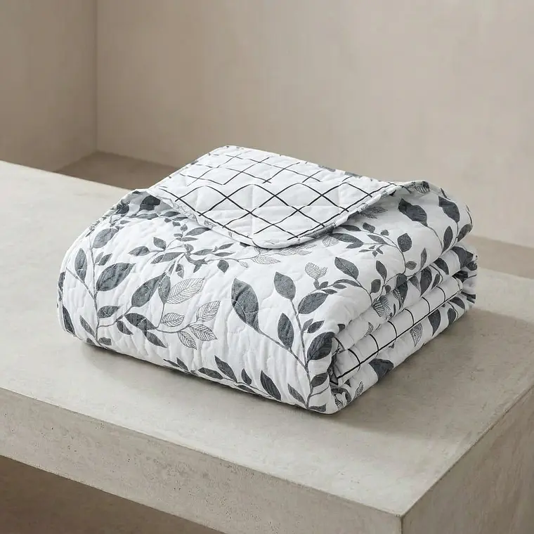 Cubrecama Quilt Estampado hojas y cuadros 3