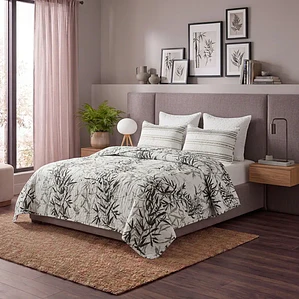 Cubrecama Quilt Estampado hojas Fenore — Edredones y Plumones Colombia