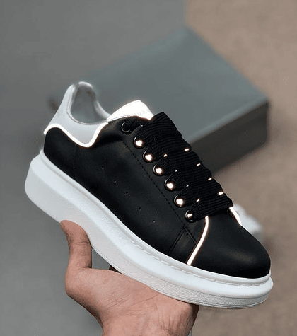 ALEXANDER MCQUEEN - SNEAKER