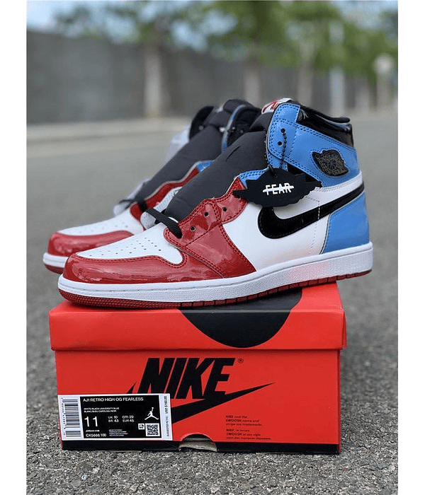 NIKE - AIR JORDAN 1