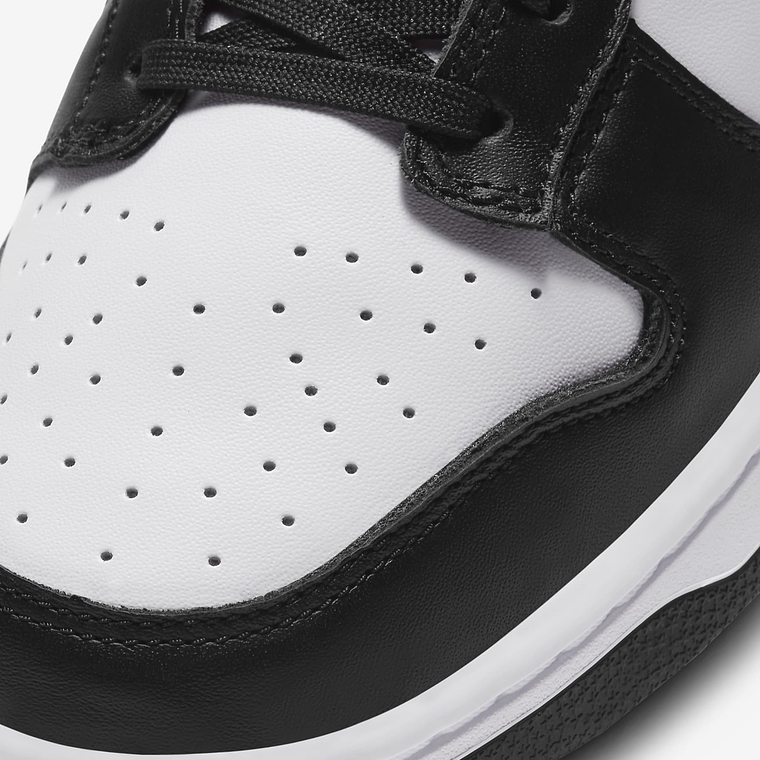 Nike Dunk Low Retro 9