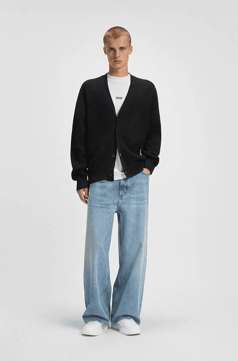 BUZO RELAXED FIT CON ESTRUCTURA DE CANALÉ CARDIGAN RELAXED FIT HOMBRE