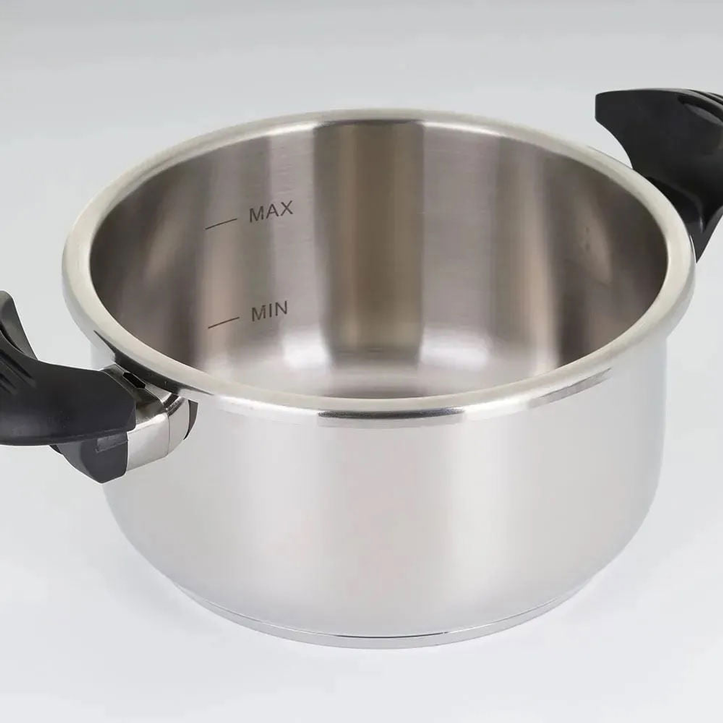 Olla a Presión Abre Fácil 4 Litros / Universal 2