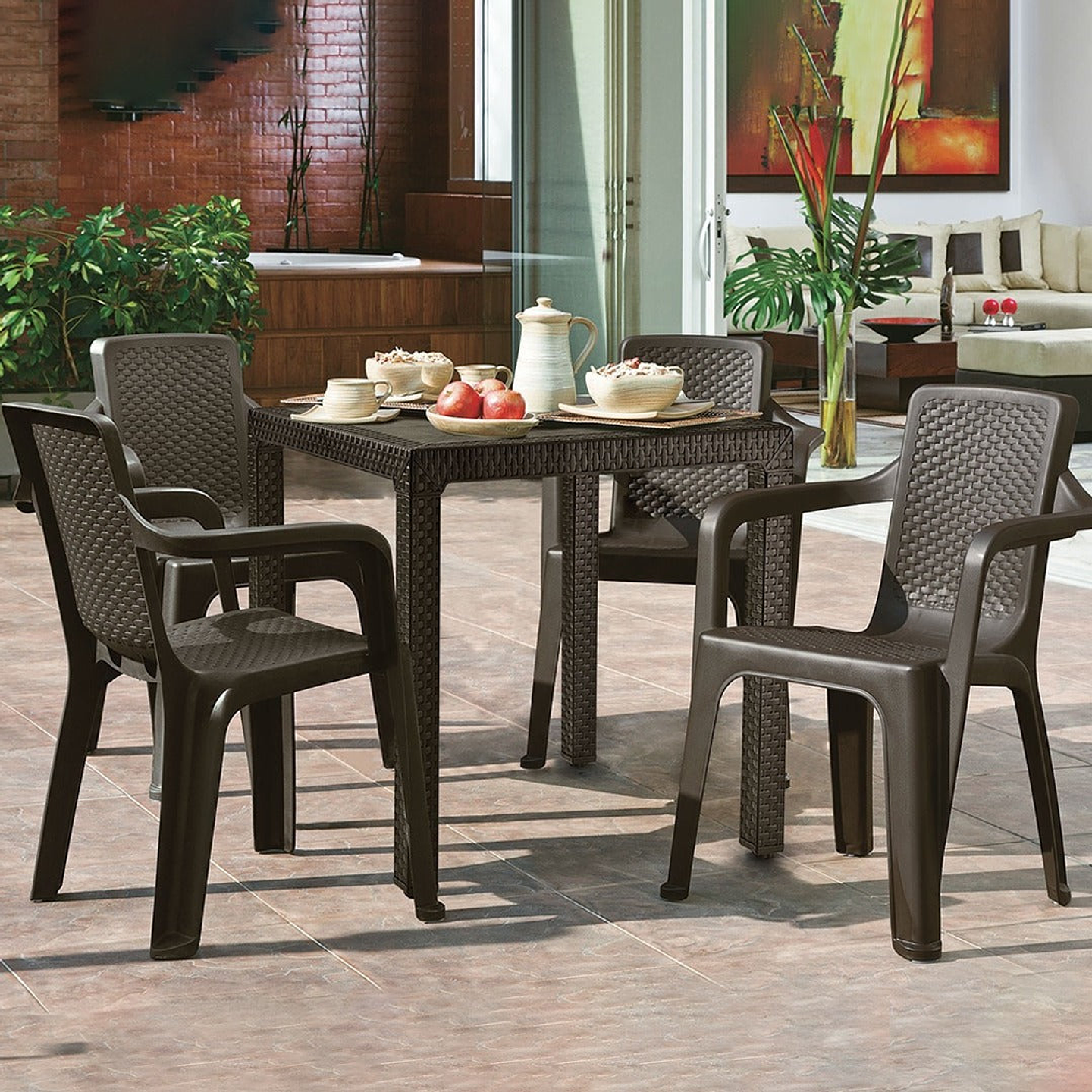 Combo Eterna: Mesa + 4 Sillas Eterna con Brazos Wengue / Rimax 2