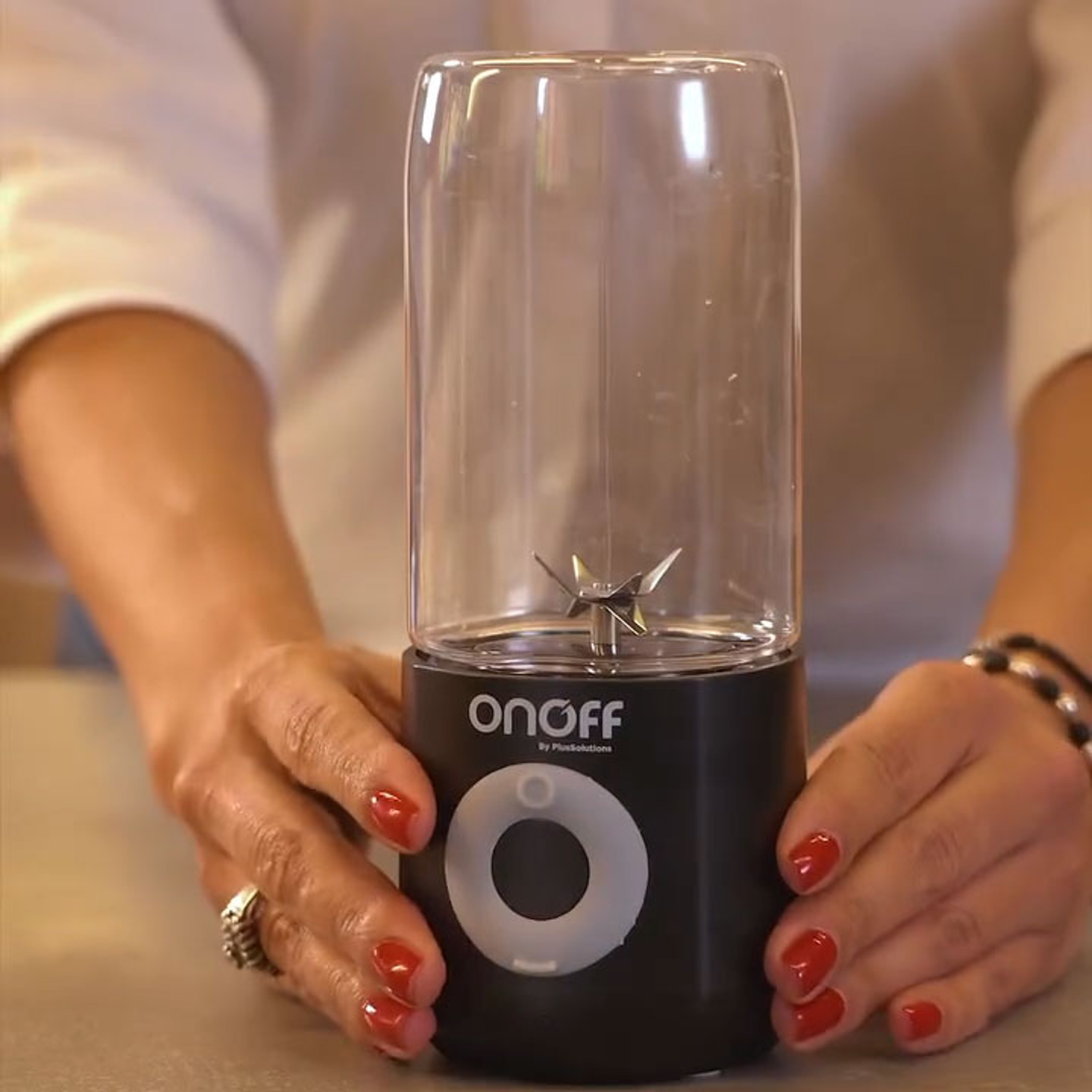 Licuadora Personal Recargable / OnOff 2