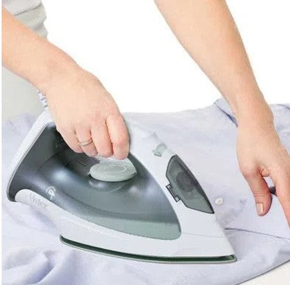 Plancha de Vapor Ligera / Oster 4