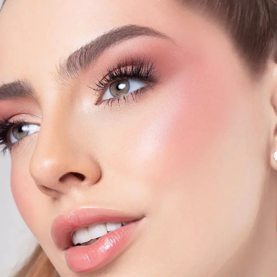 Stay Blushin' Cute - Bálsamo Para Labios y Mejillas 9