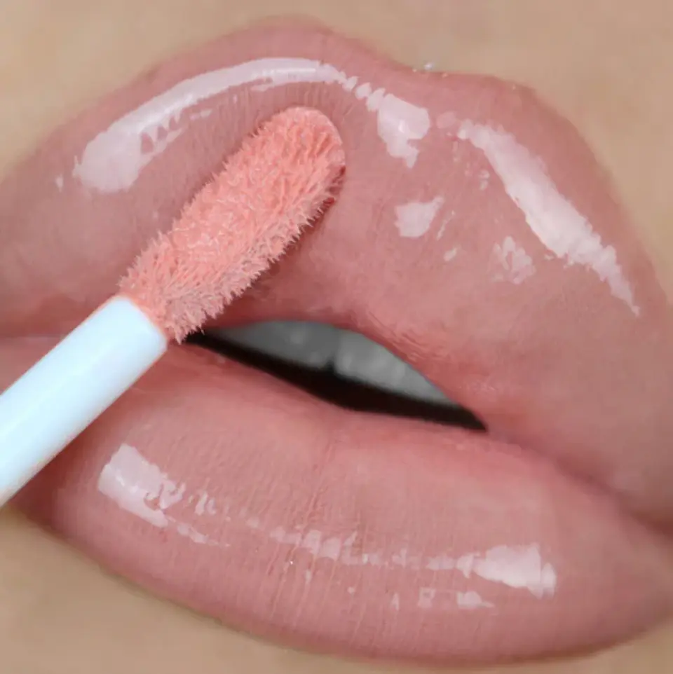 Exposed Lip Gloss 1