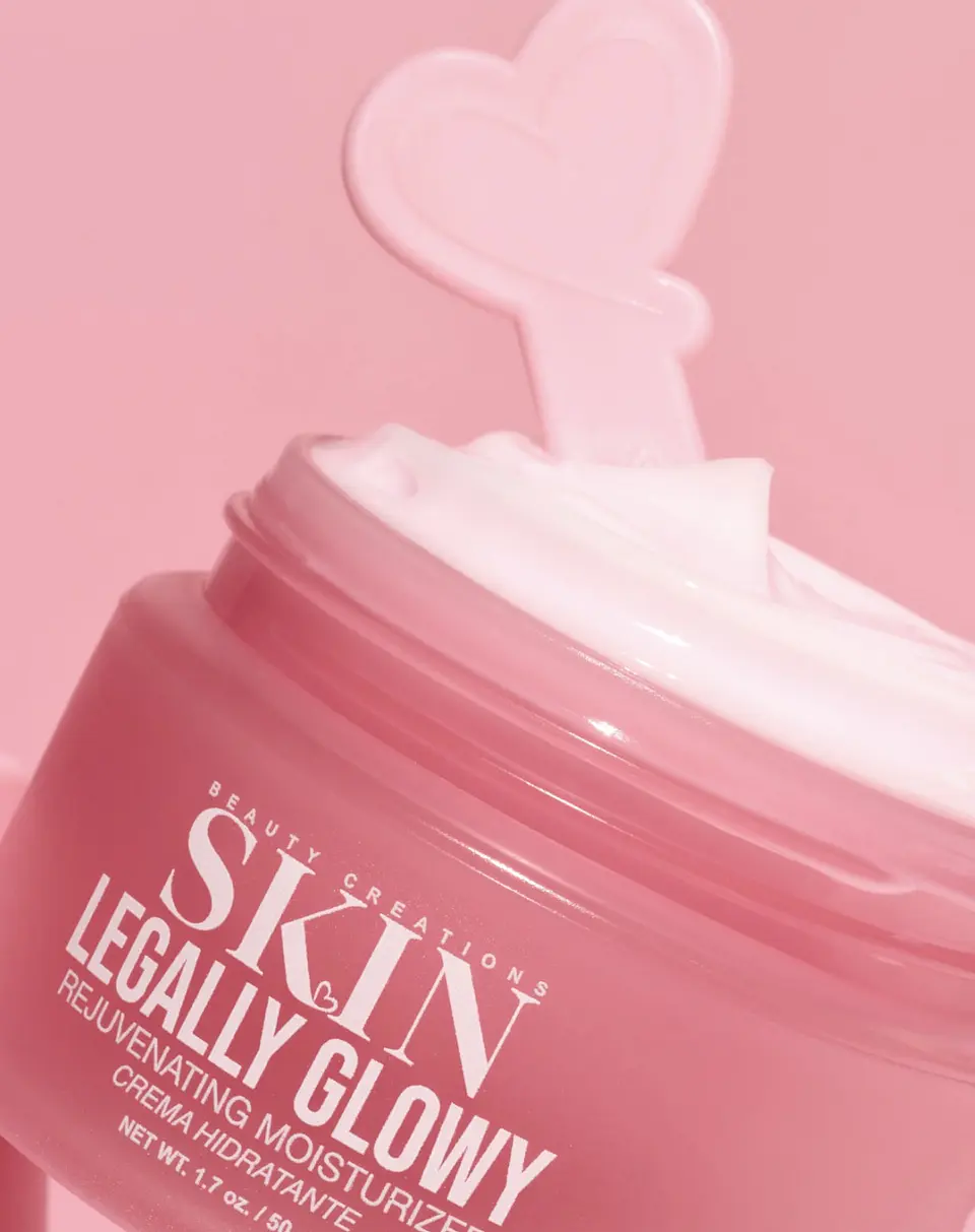 Crema Hidratante LEGALLY GLOWY 3