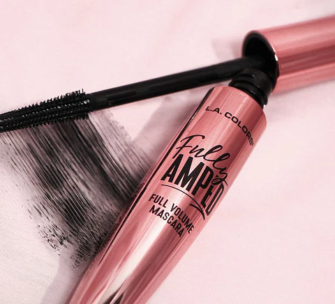 Máscara negra Fully Amped Lash 