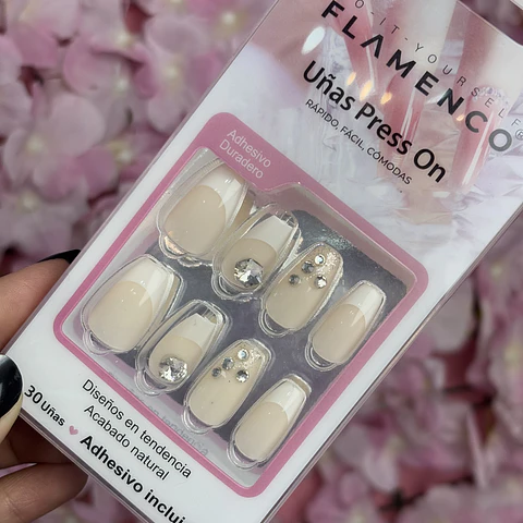 uñas press on "francesas con diamantes"
