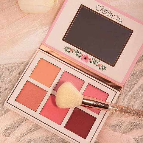 PALETA DE RUBORES "FLORAL BLOOM"
