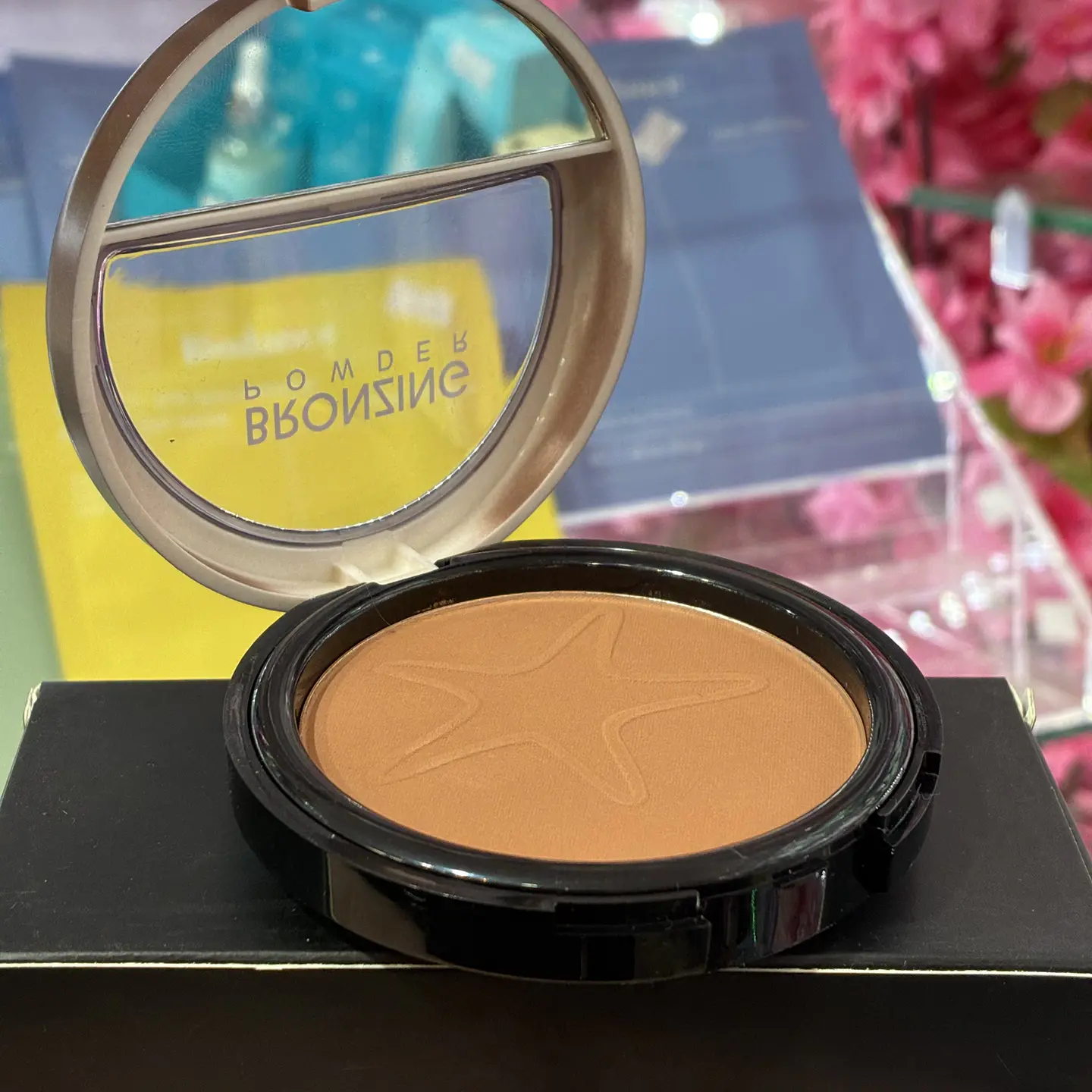 Bronzing powder  2