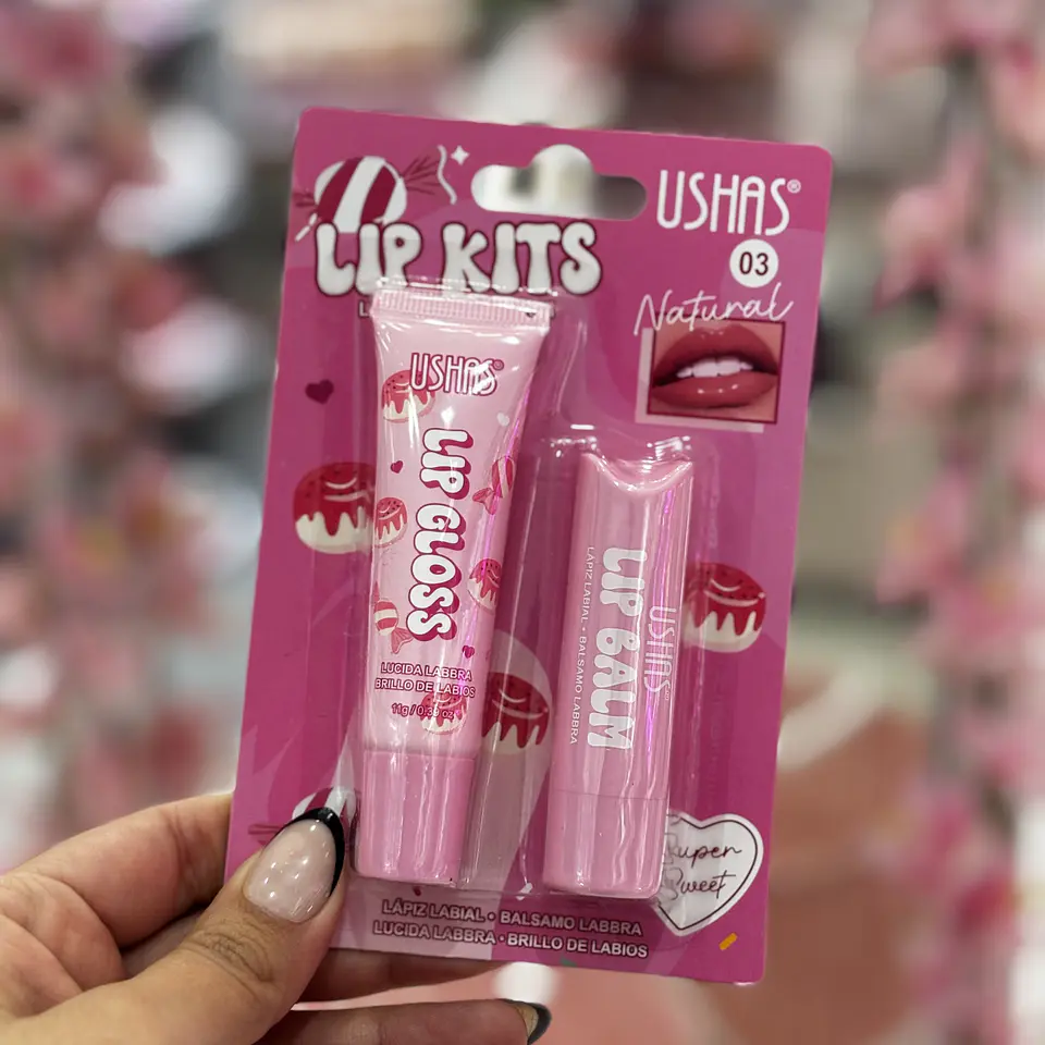 “lip kit” lip gloss + bálsamo 2