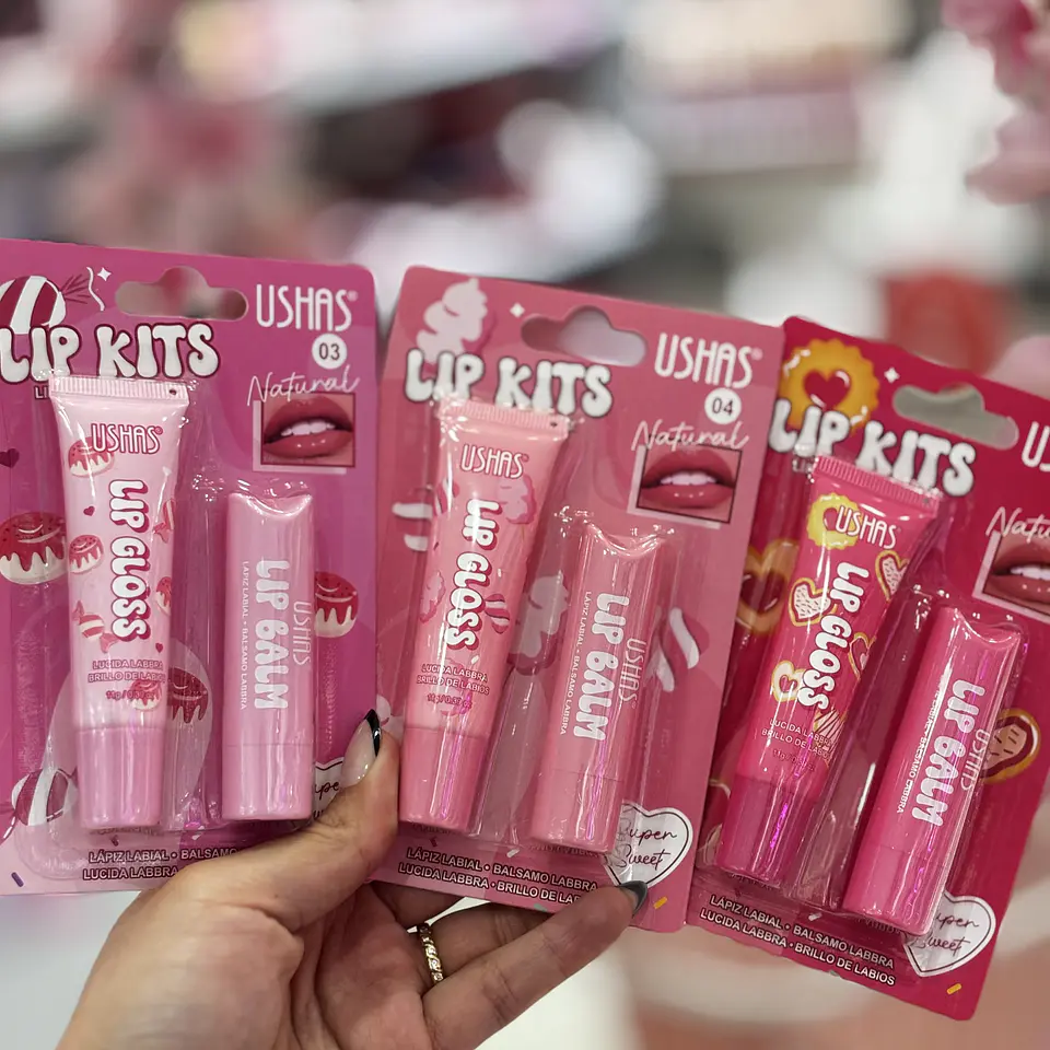 “lip kit” lip gloss + bálsamo 1