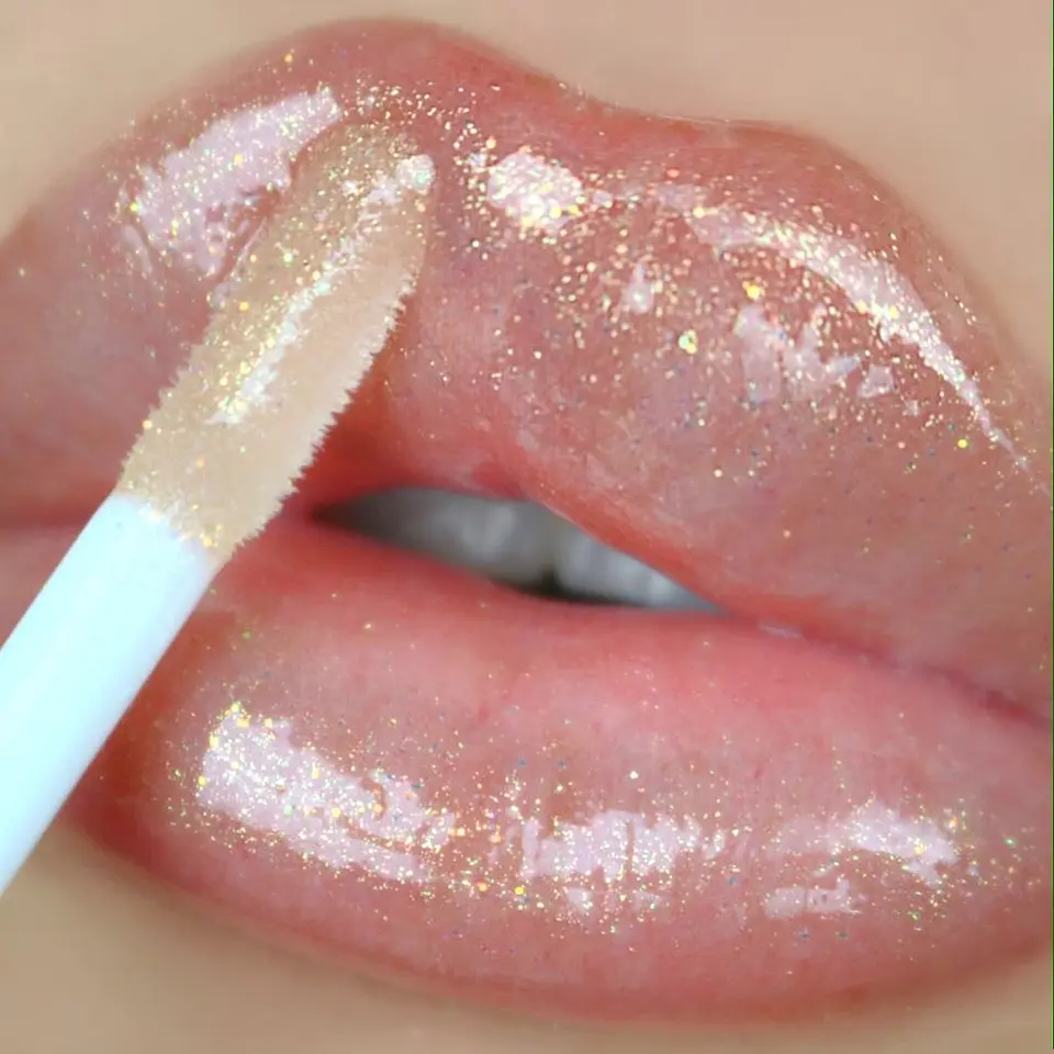 lip gloss  