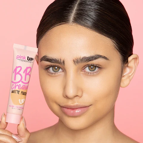 BB Cream "Medium"